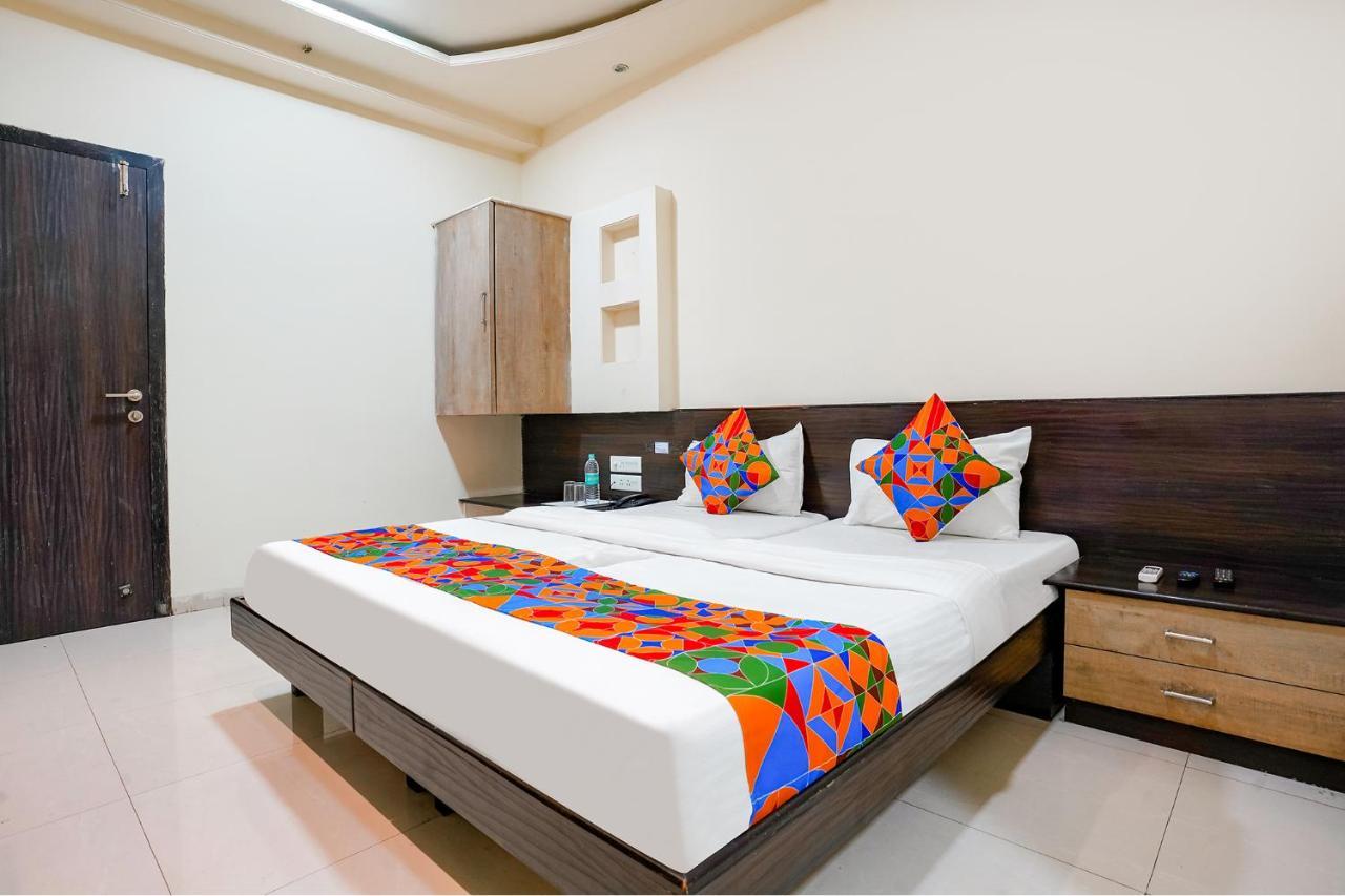 Fabhotel Regent Inn - Nr Skywalk Bridge Pimpri-Chinchwad Eksteriør bilde